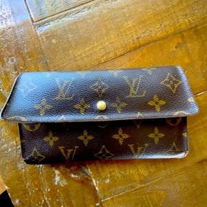Vintage Louis Vuitton Monogram Wallet